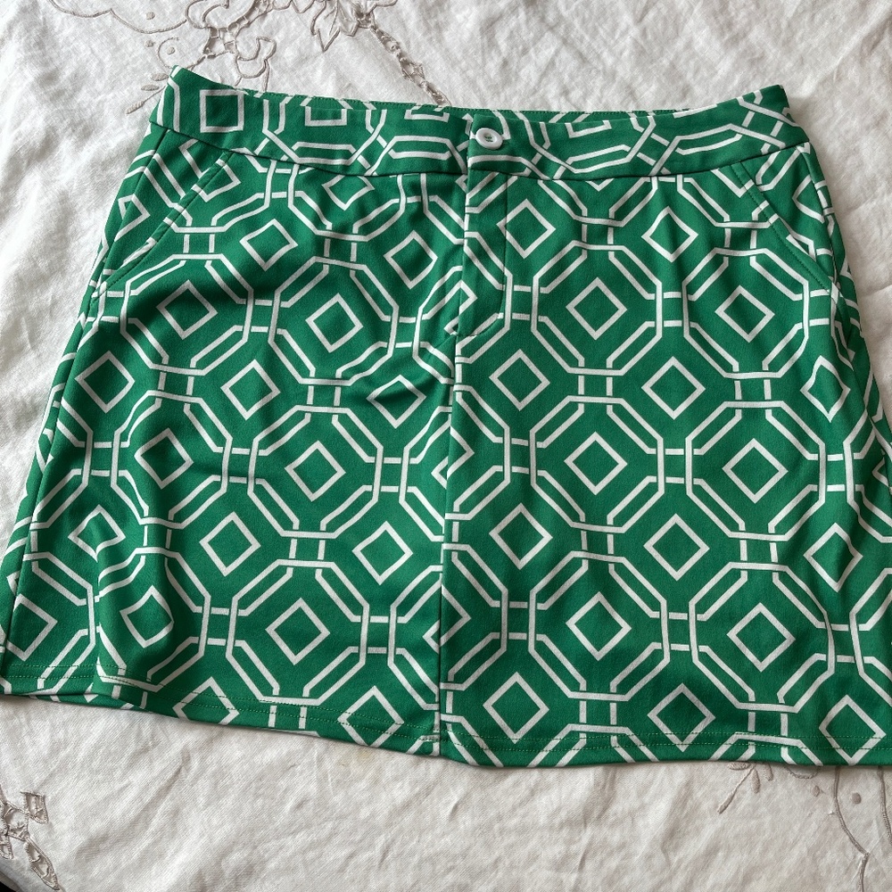 Top It Off A-Line Short Skirt Womens Green w/Pockets